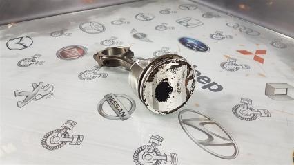 Поршень с шатуном Nissan Primera TP12 QR20DE 2002 (б/у)