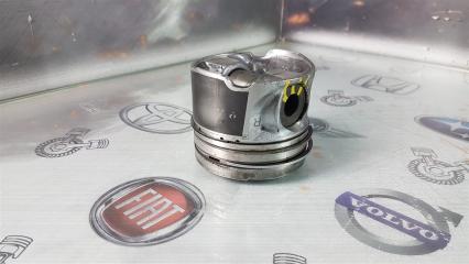 Поршень Toyota Land Cruiser VDJ200 1VD-FTV 2014 (б/у)