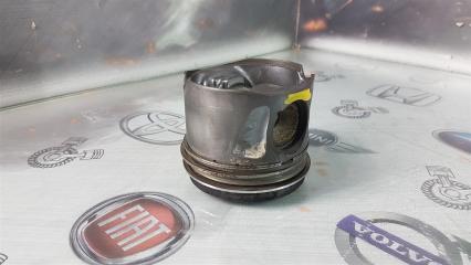 Поршень Mercedes-Benz M-class W164 OM642DE30LA 2010 (б/у)