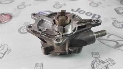 Насос вакуумный Mercedes-Benz M-class W164 OM642DE30LA 2010 (б/у)