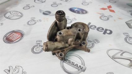Крепление масляного фильтра Mitsubishi Dion CR9W 4G63 2001 (б/у)