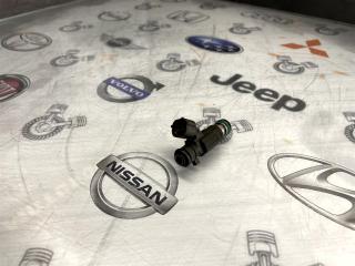 Форсунка Nissan Elgrand APWE50 VQ35DE 2000 (б/у)