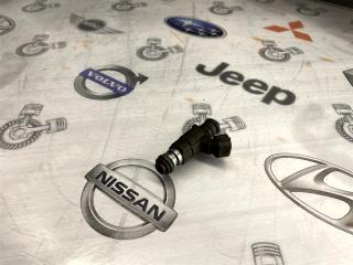 Форсунка Nissan Elgrand APWE50 VQ35DE 2000 (б/у)