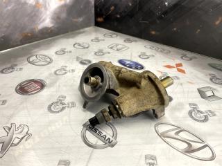 Крепление масляного фильтра Toyota Crown JZS175 2JZ-FSE 2000 (б/у)