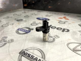 Датчик положения коленвала Nissan X-Trail T30 QR20DE 2000 (б/у)
