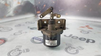 Блок управления впрыском топлива Nissan Bluebird Sylphy QNC10 QG18DE 2000 (б/у)