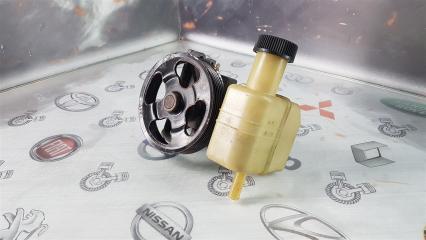 Насос гидроусилителя Mazda Axela BKEP LF-VE 2004 (б/у)