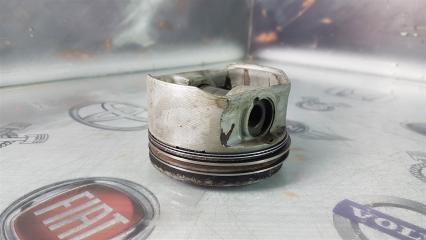 Поршень Volkswagen Passat B3 ADY 1995 (б/у)