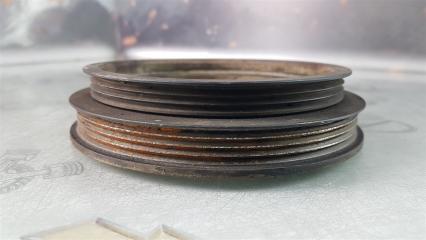 Шкив коленвала Toyota Corolla Fielder NZE141 1NZ-FE 2009 (б/у)