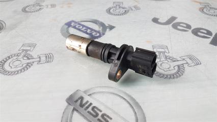 Датчик положения коленвала Toyota Funcargo NCP20 2NZ-FE 2003 (б/у)