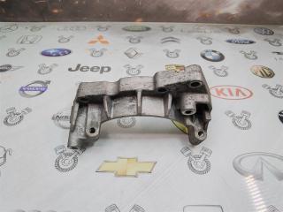 Кронштейн генератора Toyota Land Cruiser VJA300 F33A-FTV 2025 (б/у)