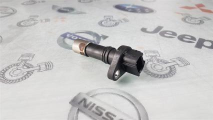 Датчик положения коленвала Toyota Passo KGC10 1KR-FE 2005 (б/у)
