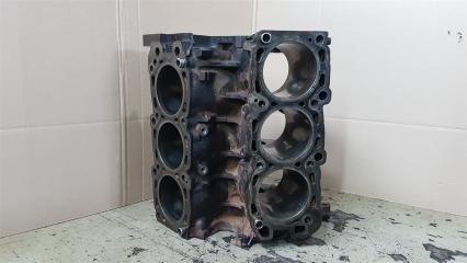 Блок цилиндров Mitsubishi Pajero V75W 6G74 2004 (б/у)