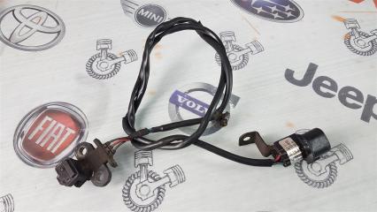 Датчик положения коленвала Mitsubishi Pajero V75W 6G74 2004 (б/у)