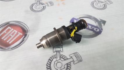 Форсунка Mitsubishi Pajero iO H76W 4G93 2002 (б/у)